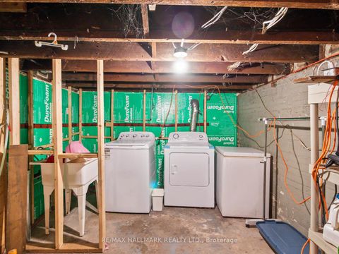 Photo 33 at 73 Withrow Avenue, North Riverdale, Toronto