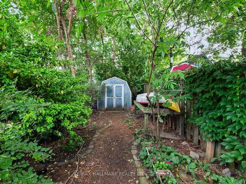Photo 37 at 73 Withrow Avenue, North Riverdale, Toronto
