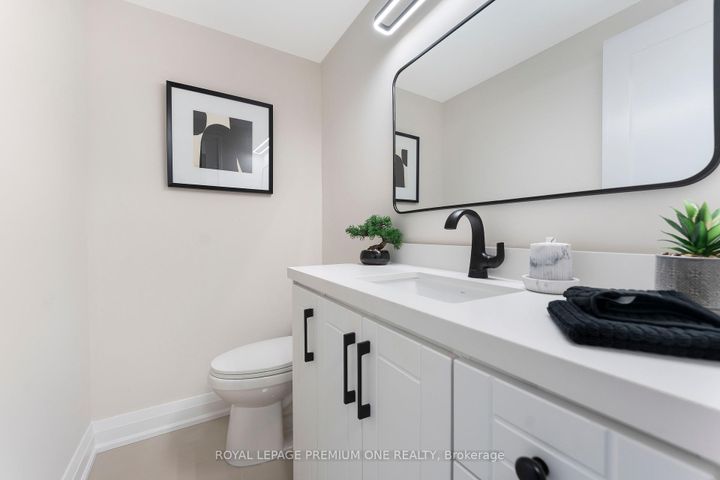 Photo 16 at 608 - 60 Southport Street, Swansea, Toronto