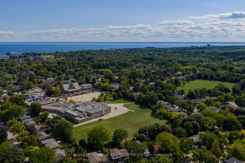 Photo 43 at 2448 Bridge Road, WO West, Oakville