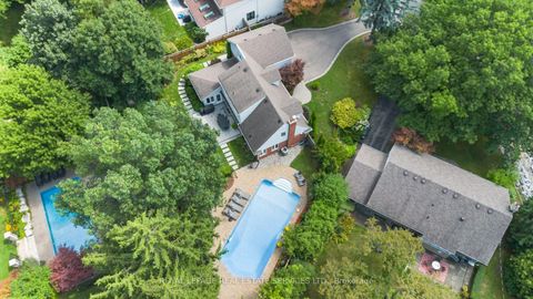 Photo 1 at 70 Chestnut Hills Parkway, Humber Valley, Toronto