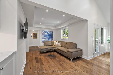Photo 16 at 70 Chestnut Hills Parkway, Humber Valley, Toronto