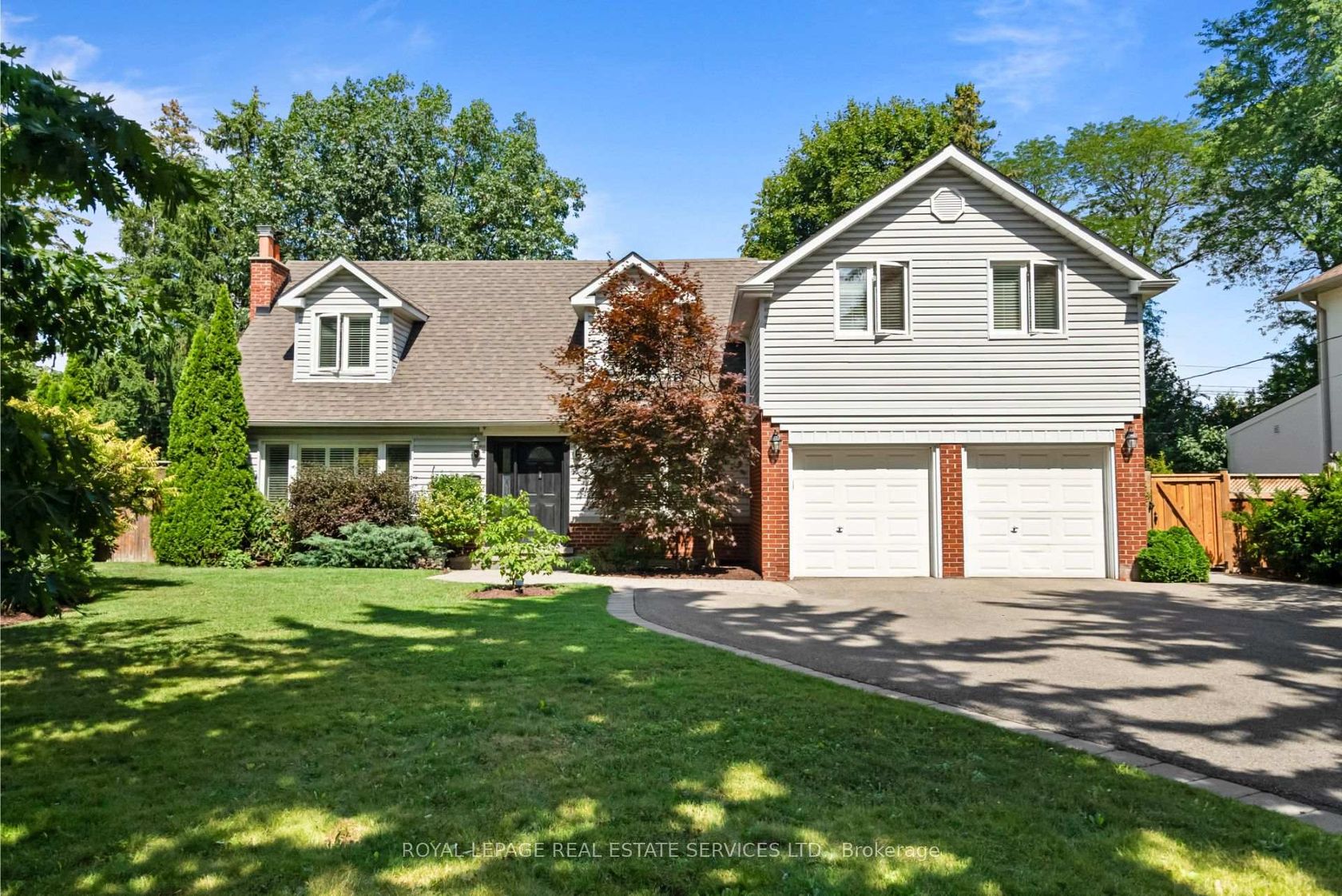70 Chestnut Hills Parkway, Humber Valley, Toronto 