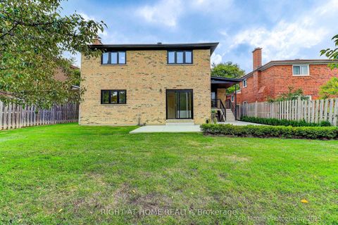 Photo 32 at 44 Beamsville Drive, Steeles, Toronto