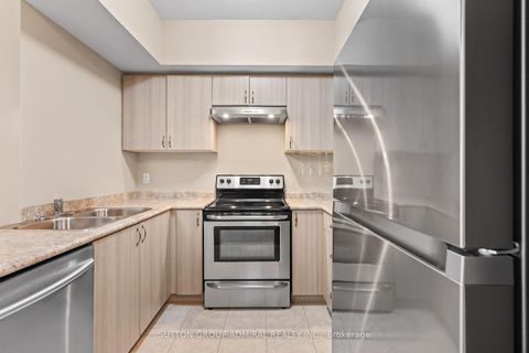 Photo 10 at 303 - 7 Greenwich Street, Ardagh, Barrie Photo 10 at 303 - 7 Greenwich Street, Ardagh, Barrie