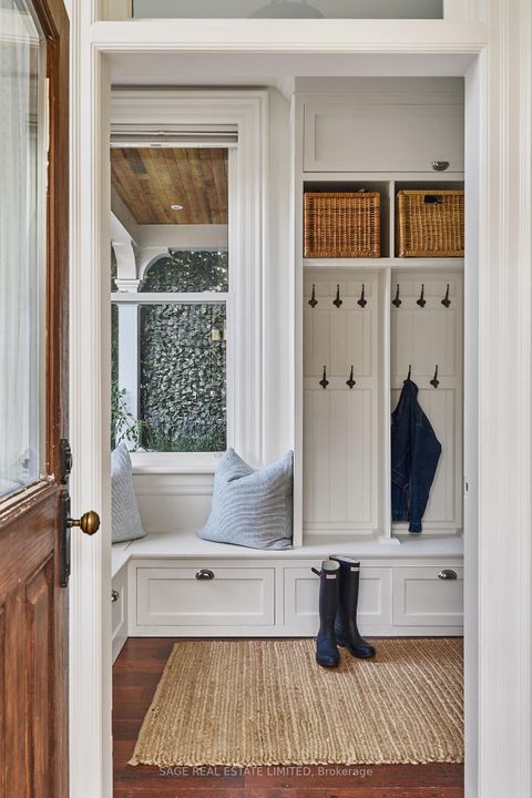 Photo 18 at 73 Lakeview Avenue, Bellwoods, Toronto