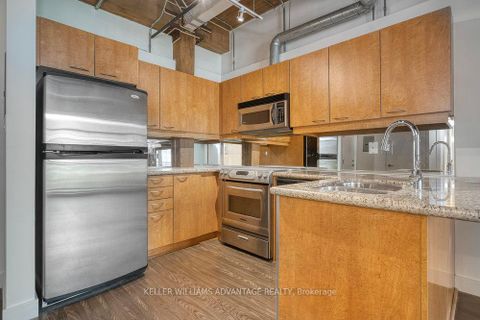 Photo 12 at 324 - 955 Queen Street W, Niagara, Toronto