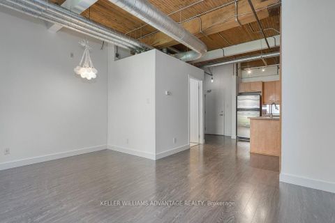 Photo 18 at 324 - 955 Queen Street W, Niagara, Toronto