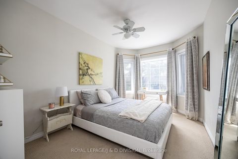 Photo 17 at 1049 Mount Pleasant Road, Mount Pleasant East, Toronto