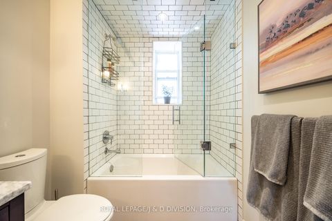 Photo 23 at 1049 Mount Pleasant Road, Mount Pleasant East, Toronto