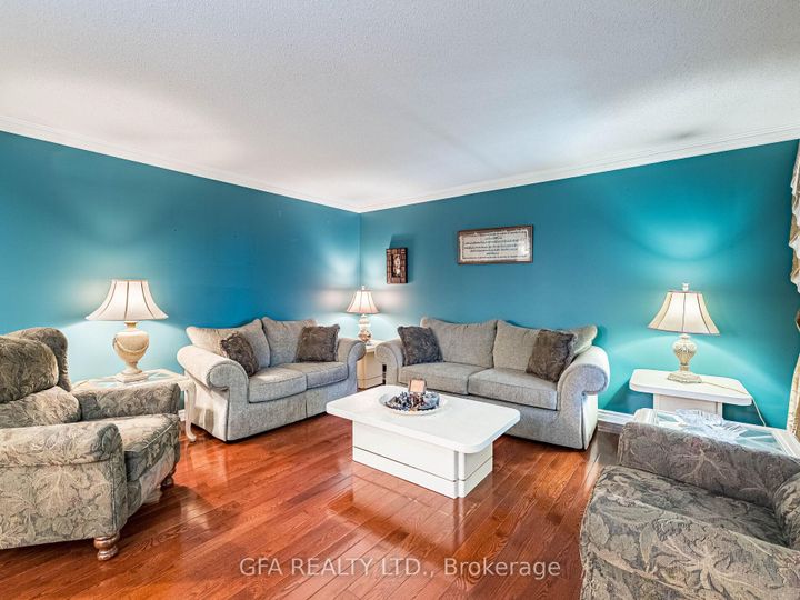 Photo 10 at 5580 Middlebury Drive, Central Erin Mills, Mississauga
