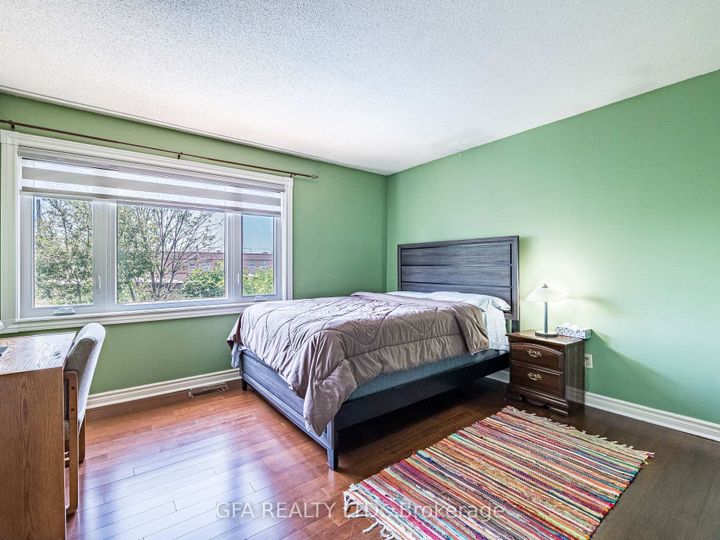 Photo 15 at 5580 Middlebury Drive, Central Erin Mills, Mississauga