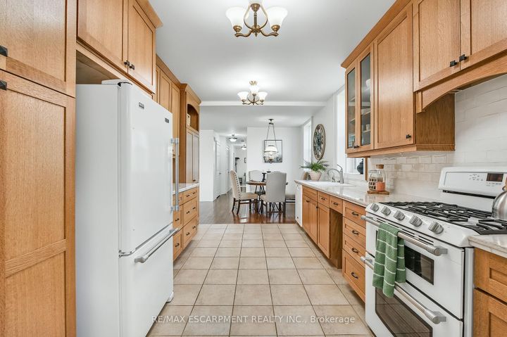 Photo 10 at 483 Harvest Road, Greensville, Hamilton