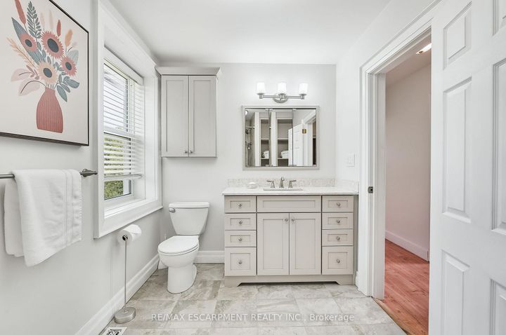 Photo 21 at 483 Harvest Road, Greensville, Hamilton