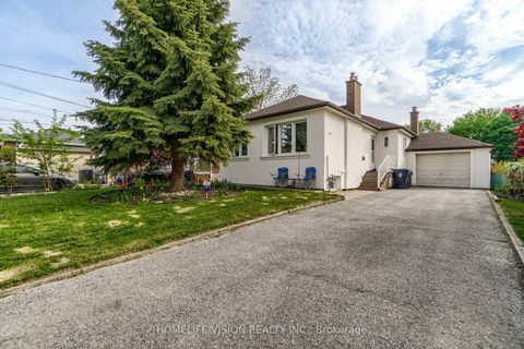 Photo 2 at 44 Armitage Drive, Maryvale, Toronto