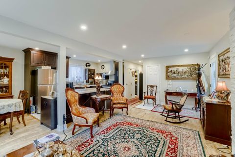 Photo 11 at 44 Armitage Drive, Maryvale, Toronto