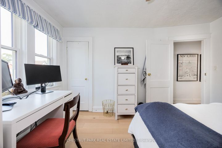 Photo 11 at 154 Cedric Avenue, Oakwood Village, Toronto
