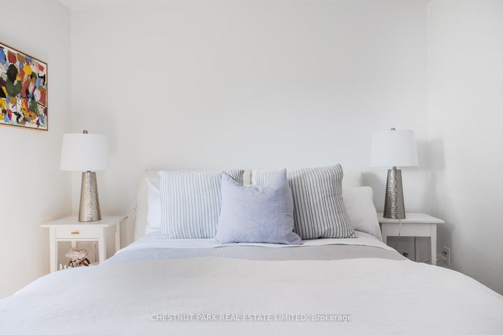 Photo 13 at 154 Cedric Avenue, Oakwood Village, Toronto