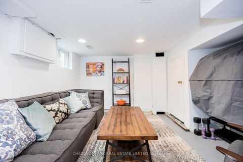 Photo 14 at 154 Cedric Avenue, Oakwood Village, Toronto