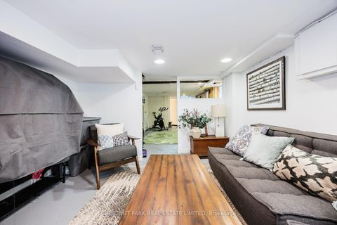Photo 15 at 154 Cedric Avenue, Oakwood Village, Toronto