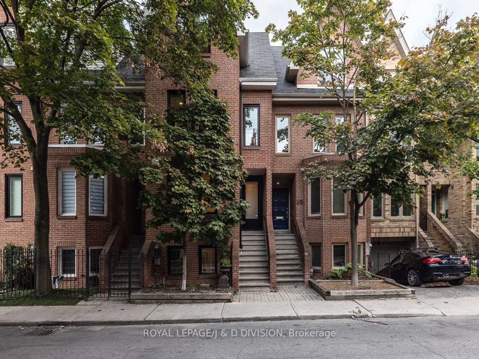 28 Alcorn Avenue, St. Clair, Toronto 