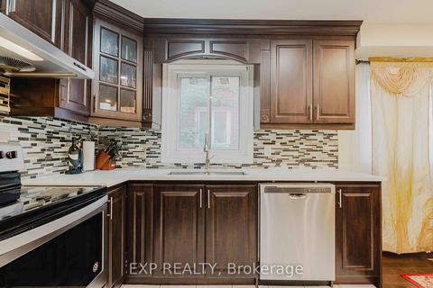 Photo 15 at 59 Festival Drive, Branson, Toronto Photo 15 at 59 Festival Drive, Branson, Toronto