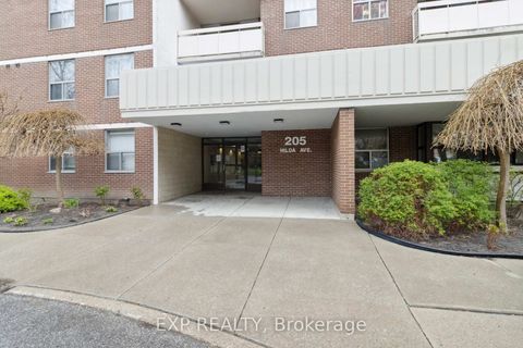 Photo 3 at 510 - 205 Hilda Avenue, Newtonbrook West, Toronto