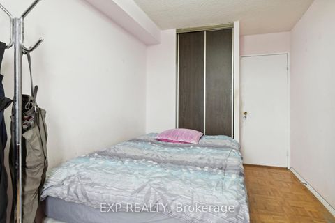 Photo 12 at 510 - 205 Hilda Avenue, Newtonbrook West, Toronto