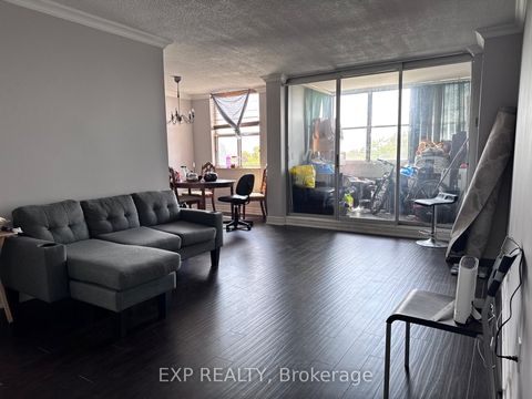 Photo 17 at 510 - 205 Hilda Avenue, Newtonbrook West, Toronto