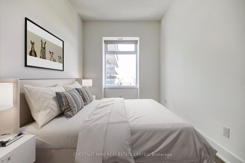 Photo 13 at 1820 - 111 St Clair Avenue W, St. Clair, Toronto