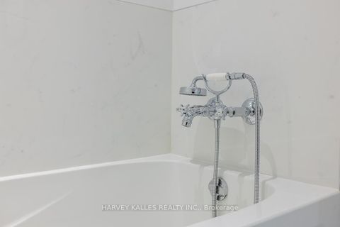 Photo 20 at 1013 - 111 St Clair Avenue W, St. Clair, Toronto