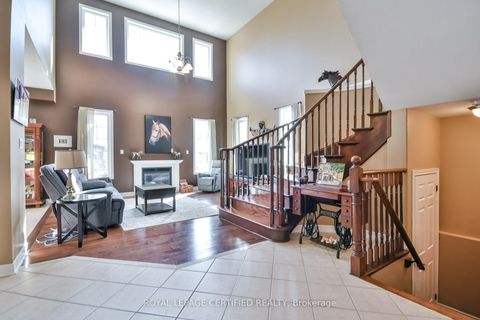 Photo 11 at 79 Sovereign's Gate, Shore, Barrie