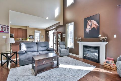 Photo 14 at 79 Sovereign's Gate, Shore, Barrie