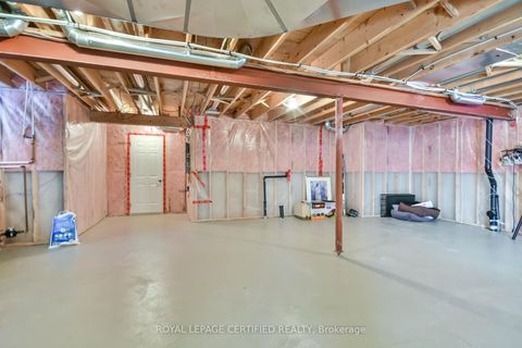 Photo 40 at 79 Sovereign's Gate, Shore, Barrie Photo 40 at 79 Sovereign's Gate, Shore, Barrie