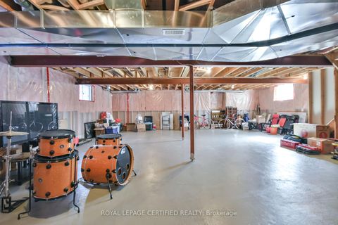 Photo 43 at 79 Sovereign's Gate, Shore, Barrie