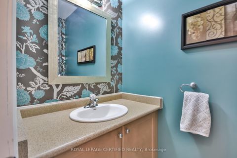 Photo 44 at 79 Sovereign's Gate, Shore, Barrie