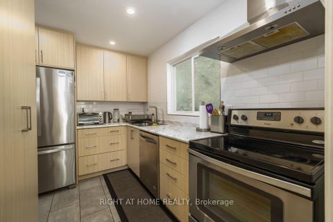 Photo 4 at 13 - 23 Four Winds Drive, York University Heights, Toronto Photo 4 at 13 - 23 Four Winds Drive, York University Heights, Toronto