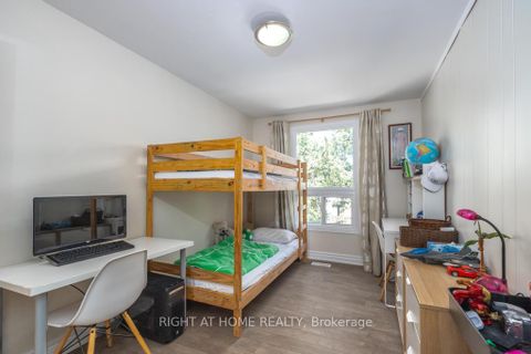 Photo 14 at 13 - 23 Four Winds Drive, York University Heights, Toronto Photo 14 at 13 - 23 Four Winds Drive, York University Heights, Toronto