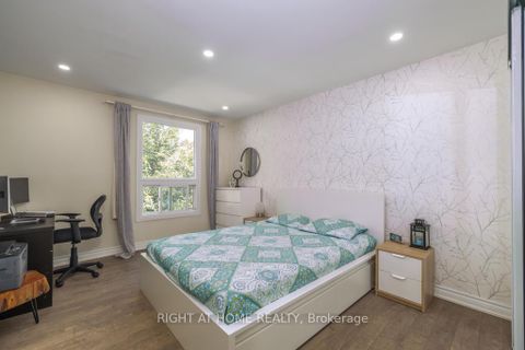 Photo 16 at 13 - 23 Four Winds Drive, York University Heights, Toronto