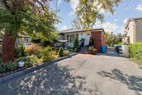 Photo 4 at 76 Ruthmar Crescent, Black Creek, Toronto