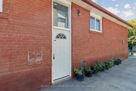 Photo 8 at 76 Ruthmar Crescent, Black Creek, Toronto