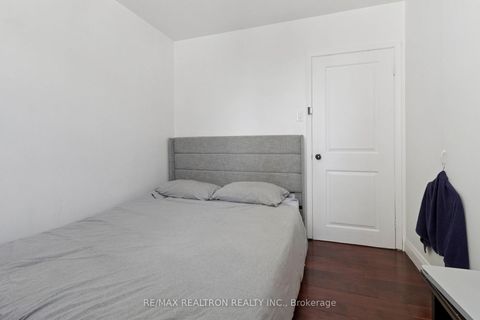 Photo 28 at 76 Ruthmar Crescent, Black Creek, Toronto