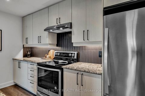 Photo 9 at 412 - 2910 Highway 7, Concord, Vaughan
