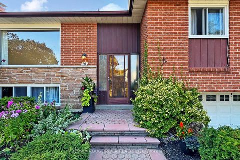 Photo 4 at 16 Haviland Drive, Centennial Scarborough, Toronto
