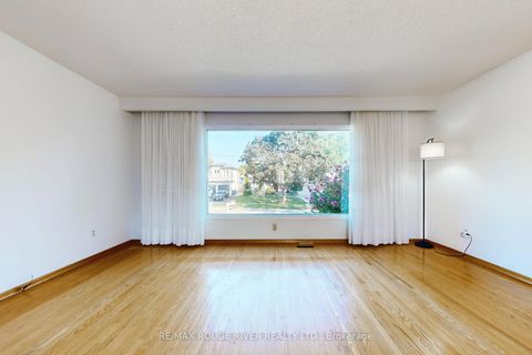 Photo 7 at 16 Haviland Drive, Centennial Scarborough, Toronto