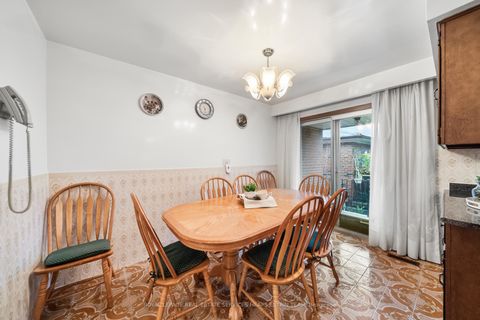 Photo 6 at 105 Bickerton Crescent, Pleasant View, Toronto
