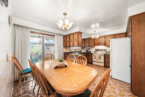 Photo 7 at 105 Bickerton Crescent, Pleasant View, Toronto