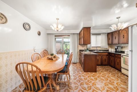 Photo 8 at 105 Bickerton Crescent, Pleasant View, Toronto