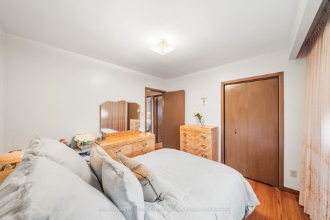Photo 20 at 105 Bickerton Crescent, Pleasant View, Toronto