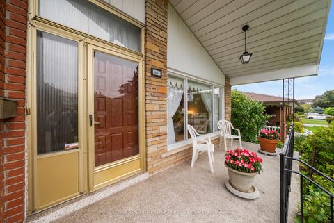Photo 31 at 105 Bickerton Crescent, Pleasant View, Toronto